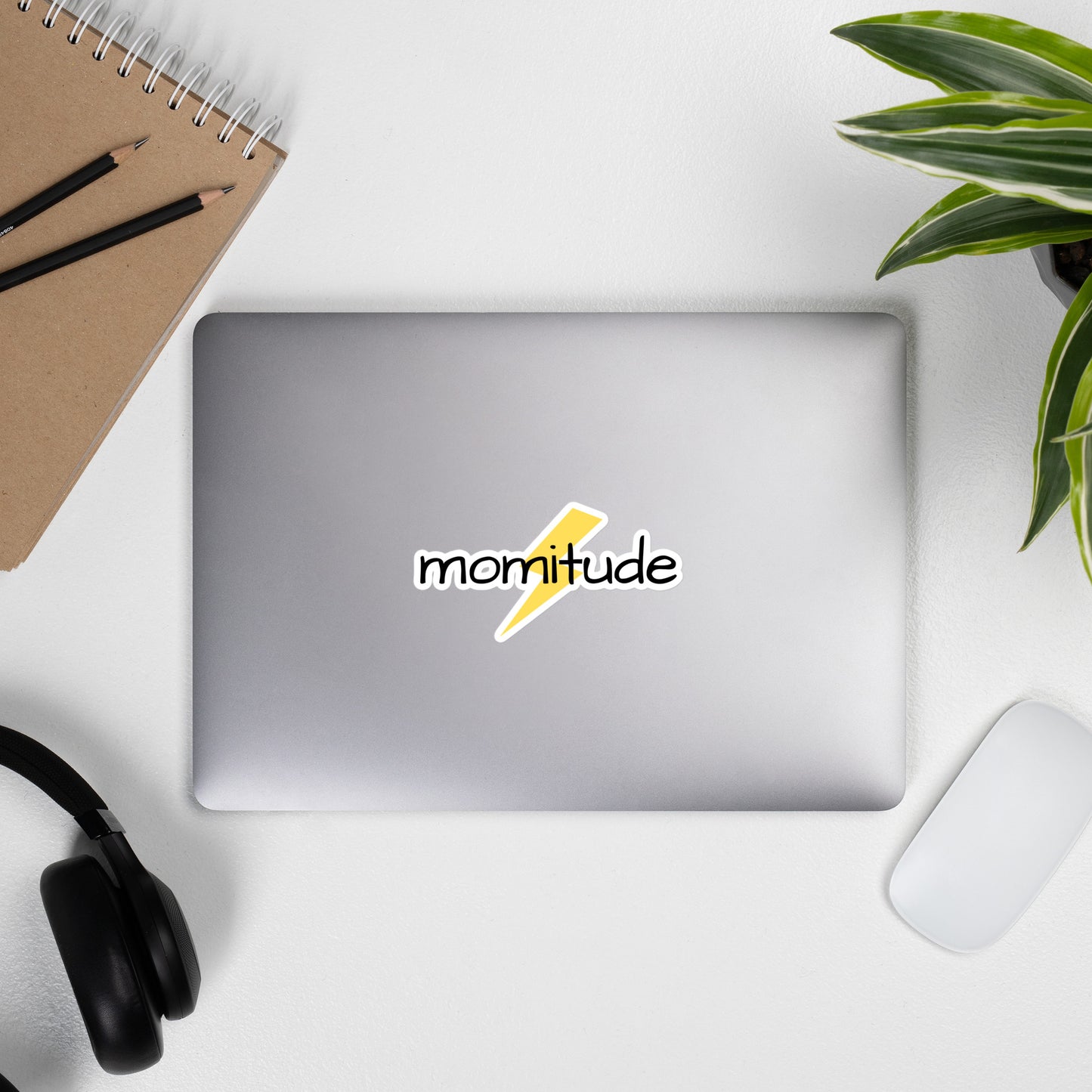 Momitude Sticker