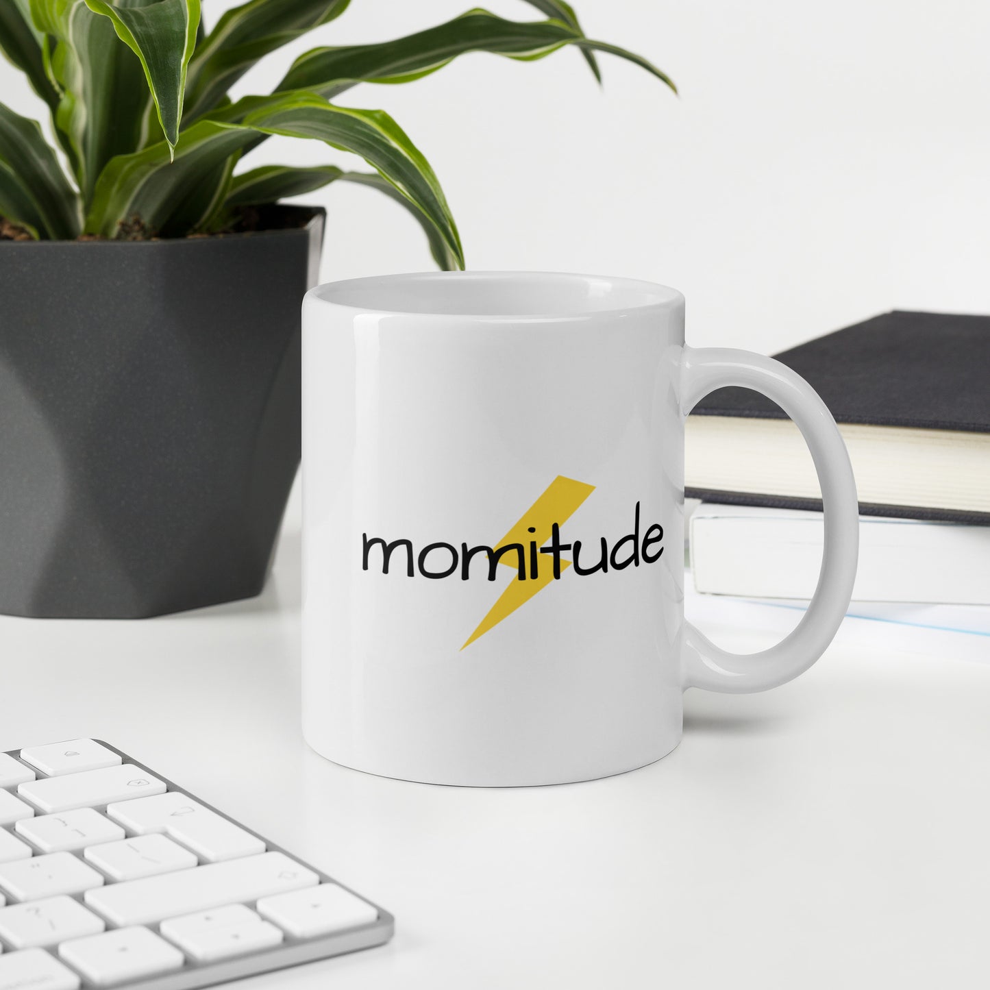 Momitude Mug